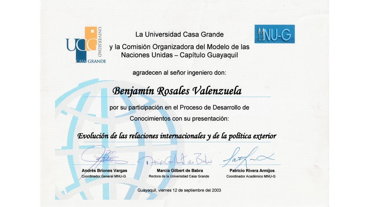 Certificado de la Universidad Casa Grande por la presentación sobre relaciones internacionales, 2003